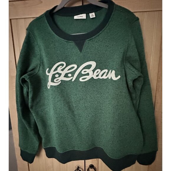 LL Bean Script Spellout Crewneck Sweatshirt Size Medium Green Long Sleeve - Picture 1 of 5